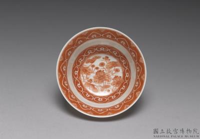 图片[3]-Tea bowl with imperial poem Brewing Tea with Lotus Dew in overglaze red, Qing dynasty, Qianlong reign (1736-1795)-China Archive